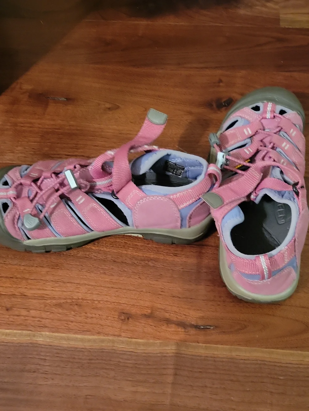 Keen Hiking Sandles